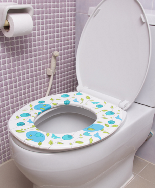 are toilet seat covers flushable