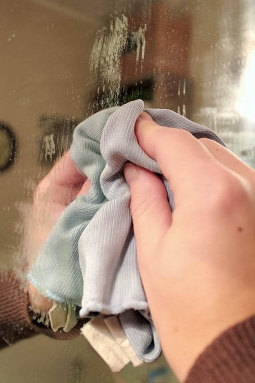 How to Stop Bathroom Mirror From Fogging Up For Good
